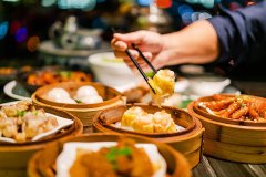 针对一些连锁餐饮企业总部只收取扩张